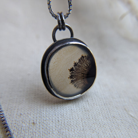 Dendritic Agate 'Sun' Necklace