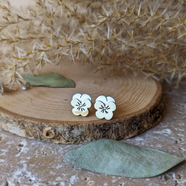 Pansy Stud Earrings