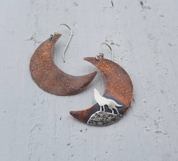 Howl at the Moon - Howling wolf earrings