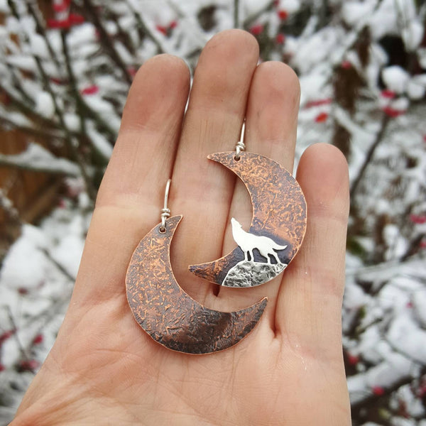 Howl at the Moon - Howling wolf earrings