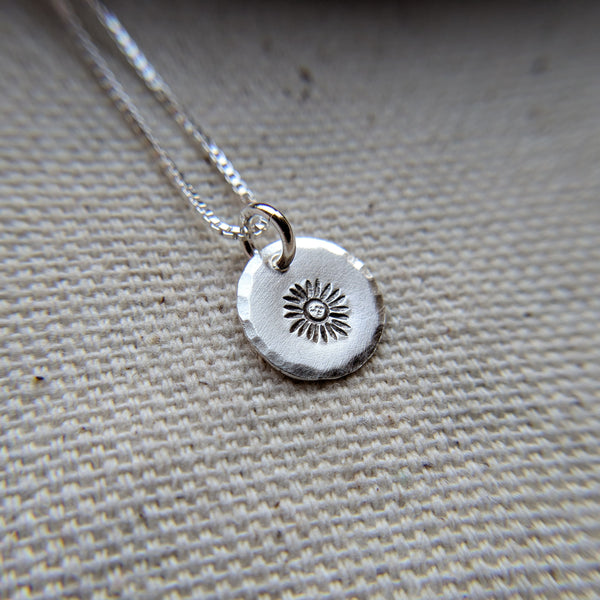 Tiny Flower - silver flower necklace