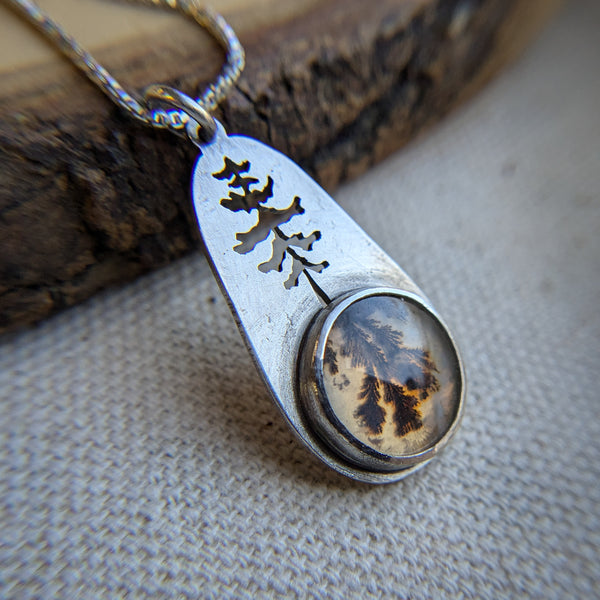 Dendritic Agate Evergreen Necklace