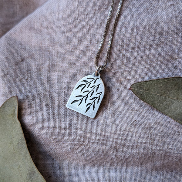 Willow Branches Necklace