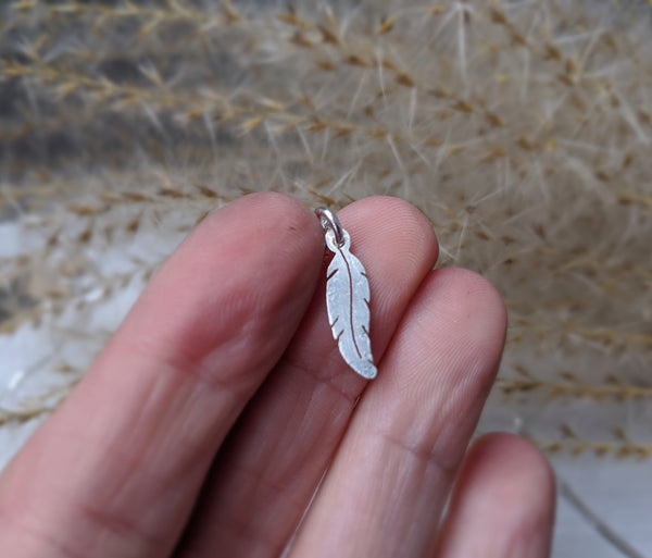Tiny Feather - silver minimalist necklace