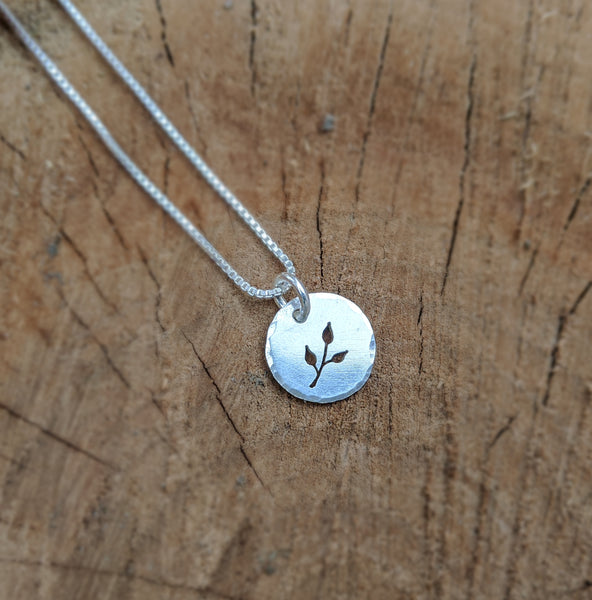 Tiny Leaves Charm Necklace